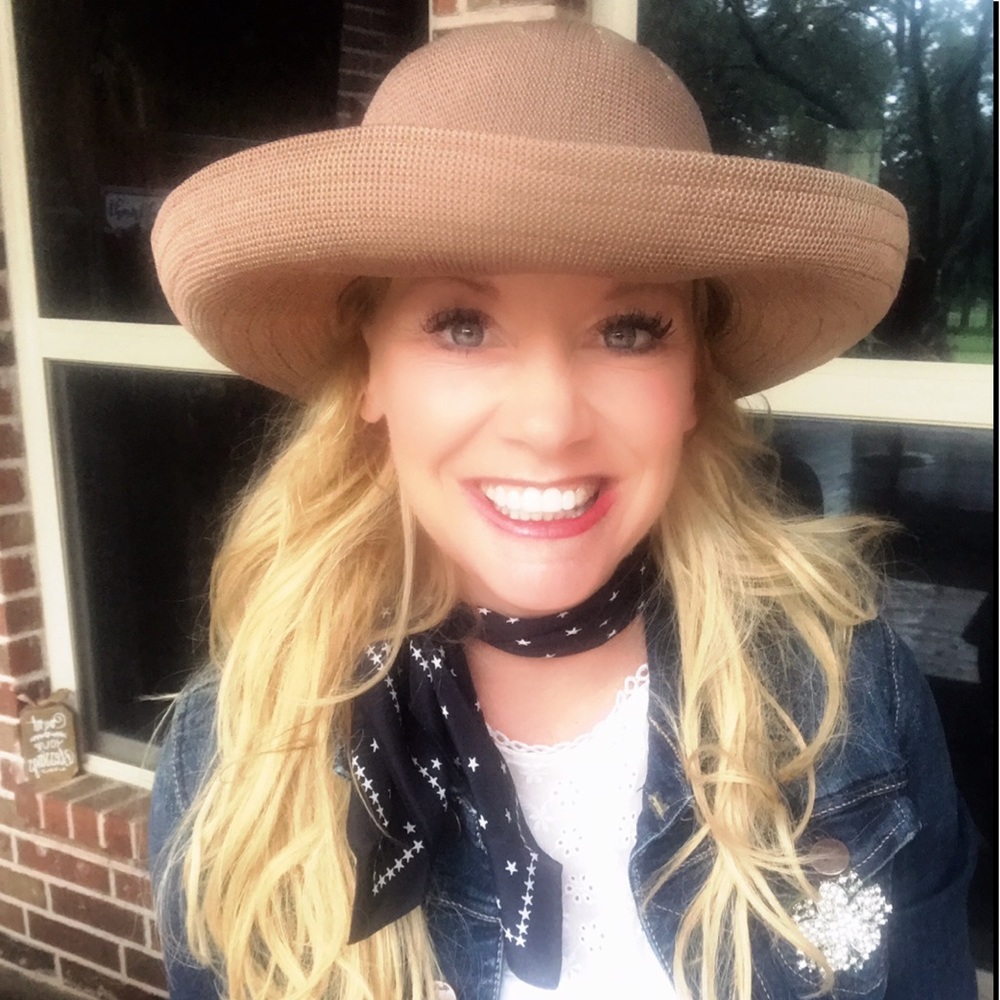 Meet your Posher, Stacey